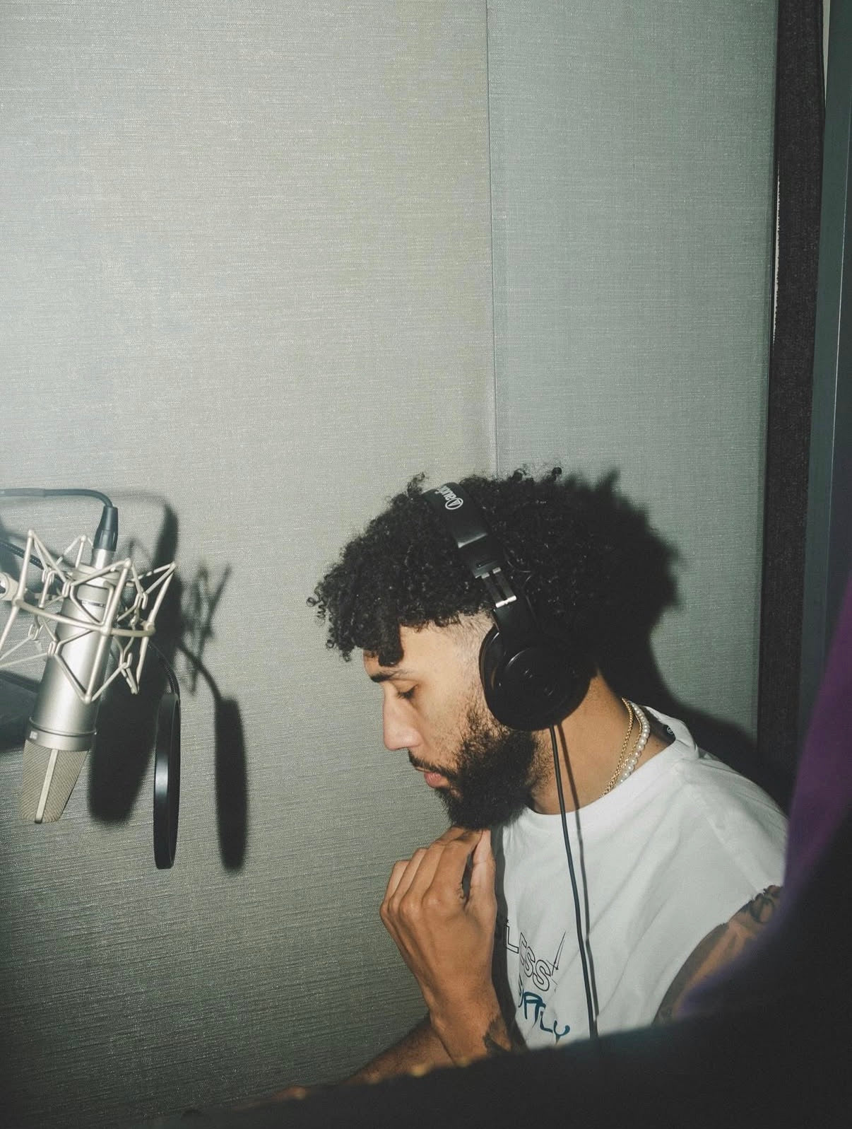 Denzel Valentine music studio